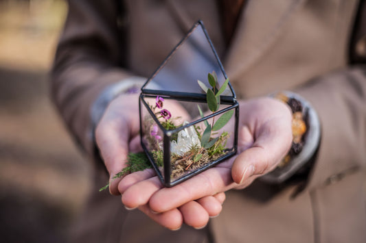 Triangle Ring Box