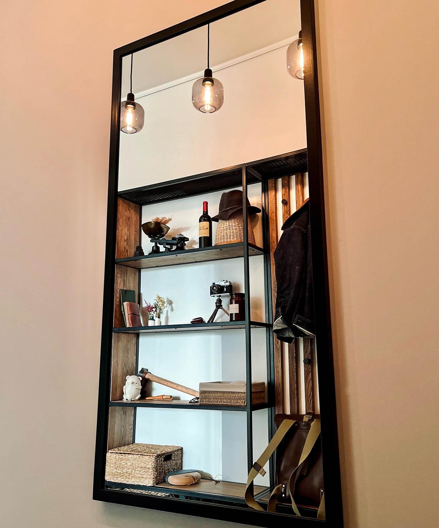 Wardrobe & Storage