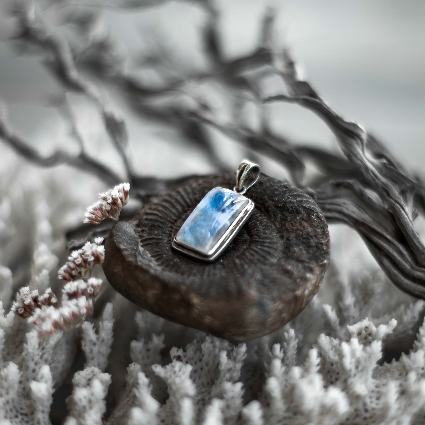 Rainbow Moonstone Silver Pendant