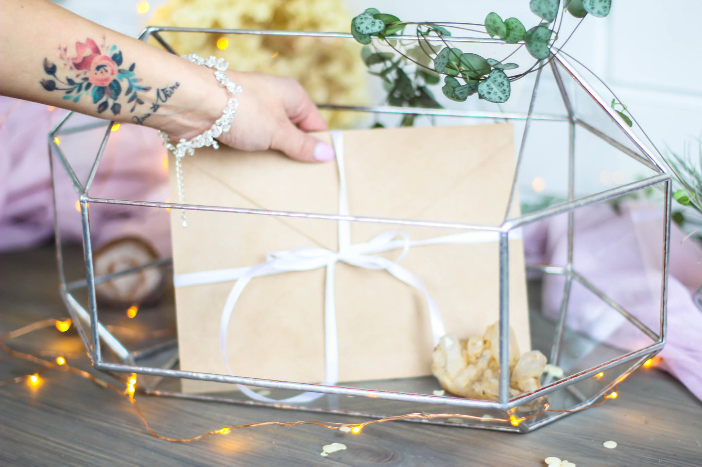Big Geometric Glass Wedding Display Box