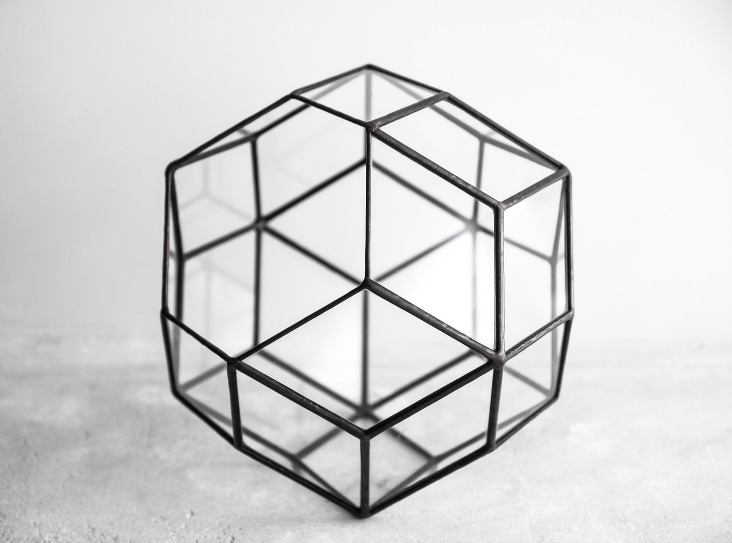 Rhombic Geometric Terrarium