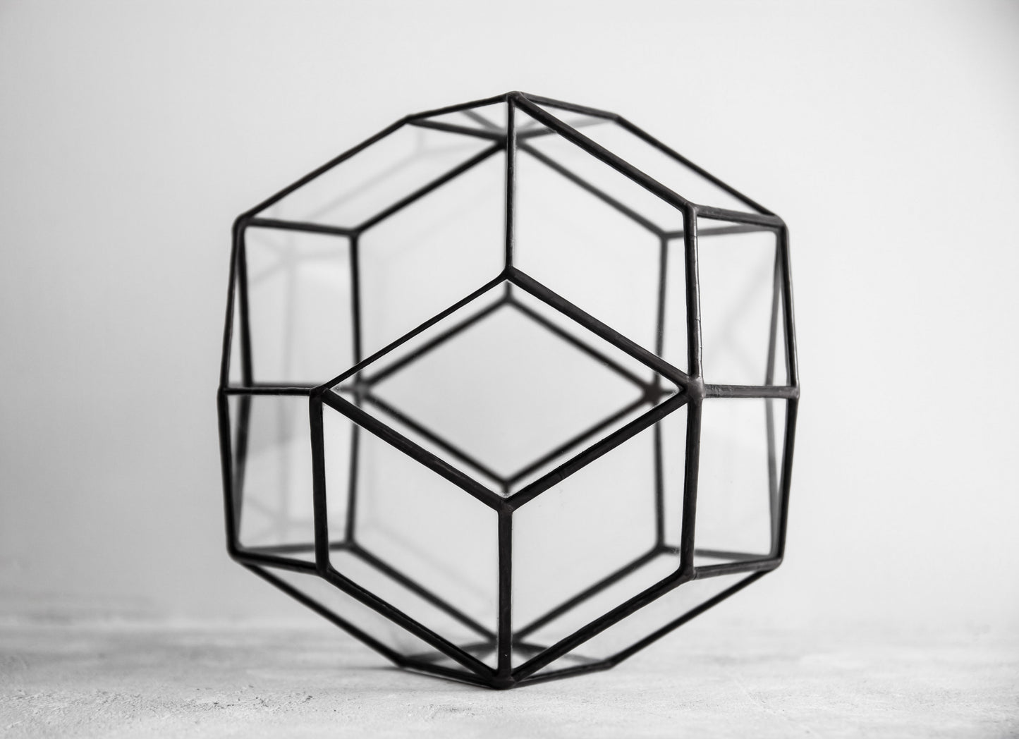 Rhombic Geometric Terrarium