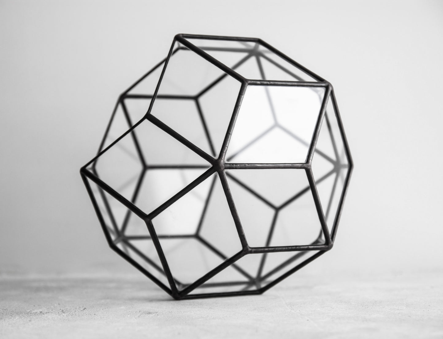 Rhombic Geometric Terrarium