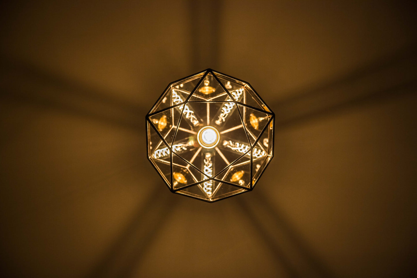 Rombotriacontahedron Chandelier
