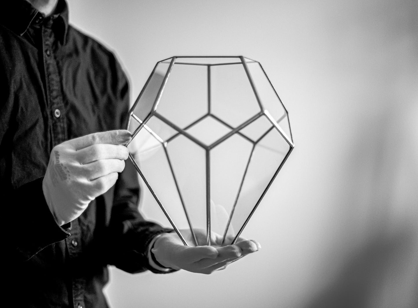 Люстра из геометрического стекла с остроконечным додекаэдром