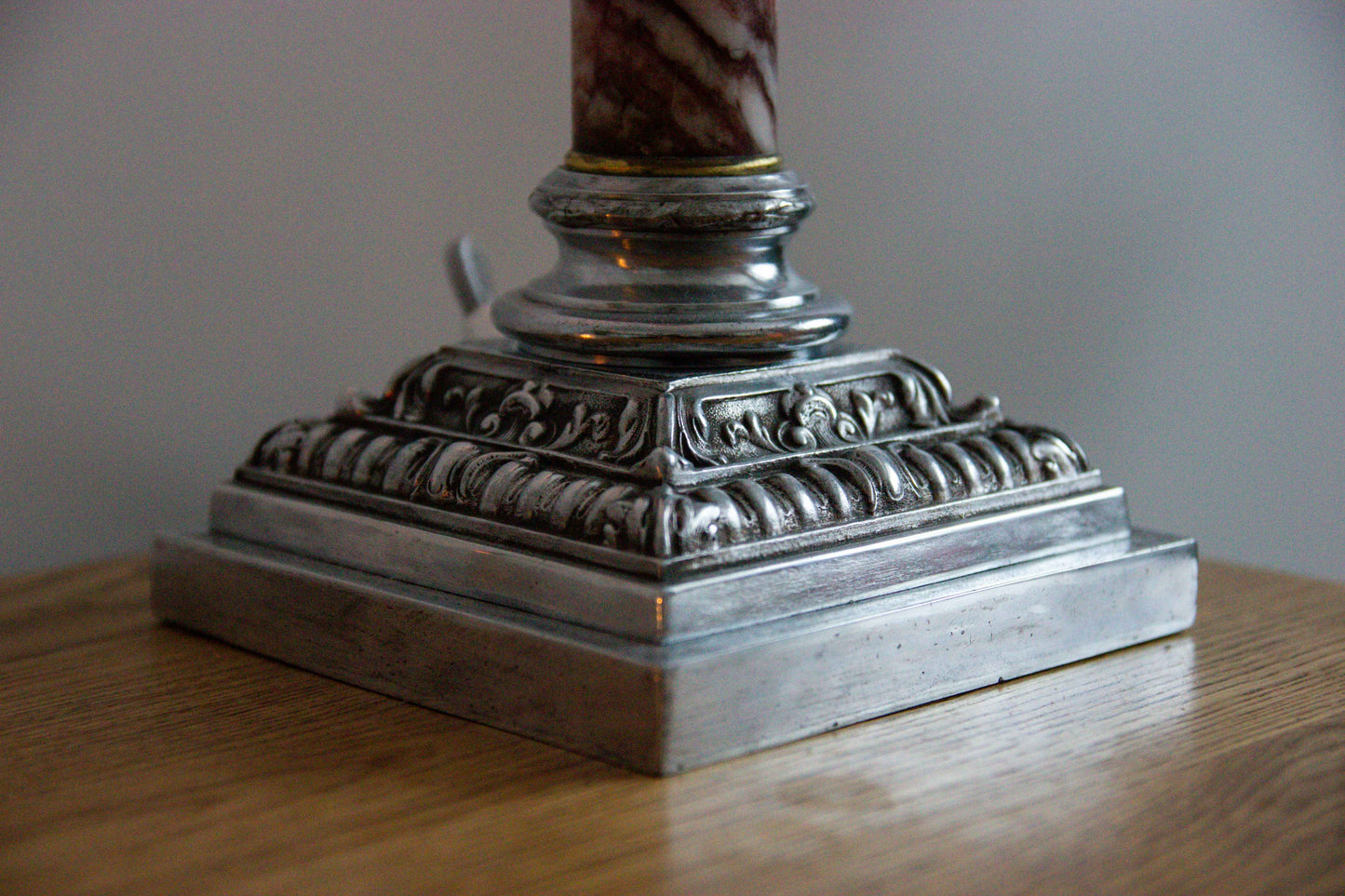 Stereo Russian Table Lamp - early 20th century  With Glass Shape Icosahedron