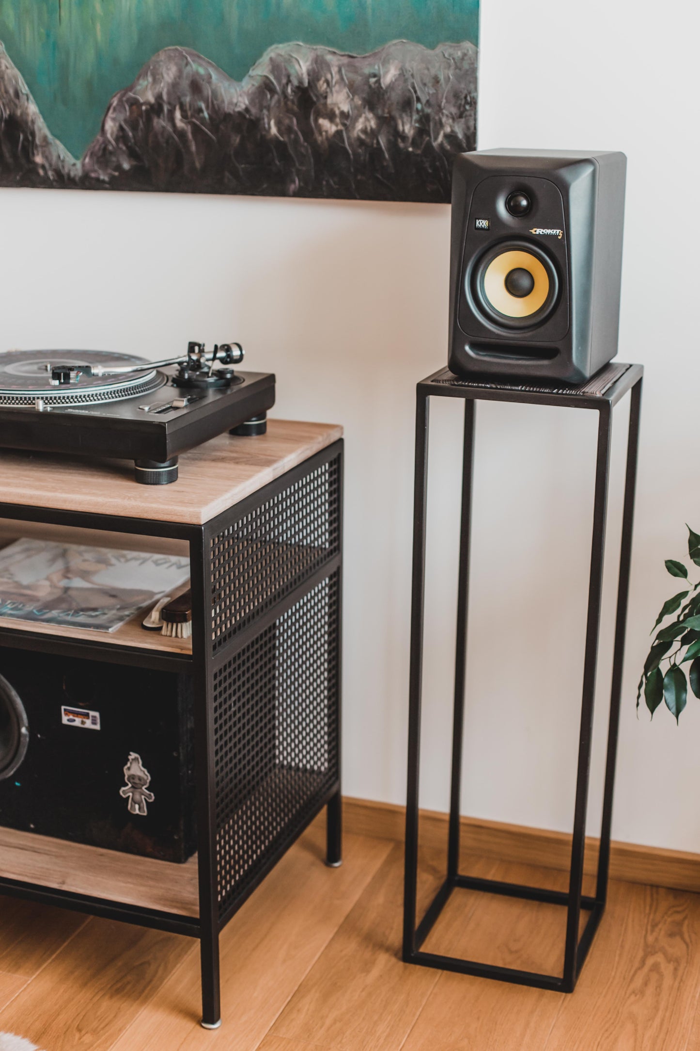 Stereometric DJ table for Vinyl Turntabl